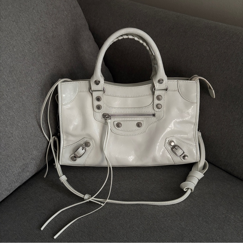 Lush Leather Moto City Bag - Picture 2 of 8